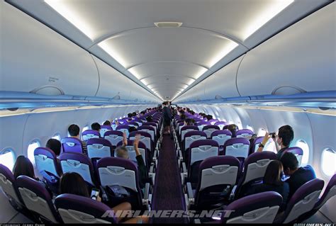HK Express Airbus A320 的座位图和评级 .